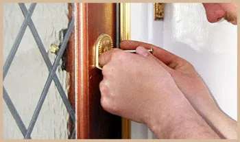 Elite Locksmith Services Saugus, MA 781-203-8018 - 2-lockout-service